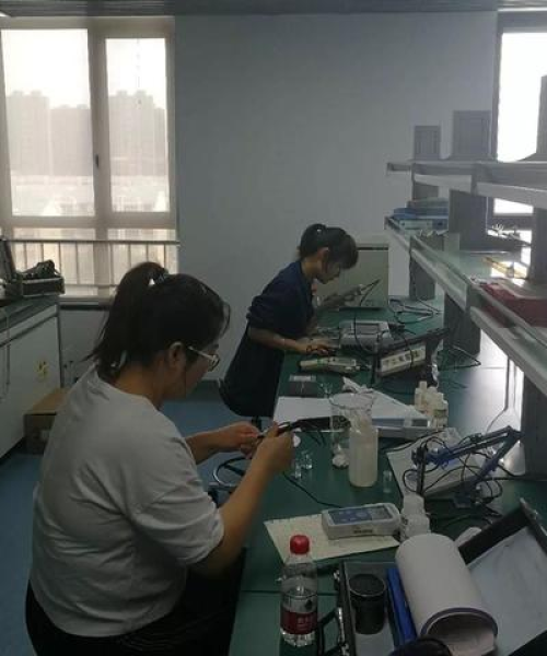 恒温恒湿实验设备在环境监测的重要性