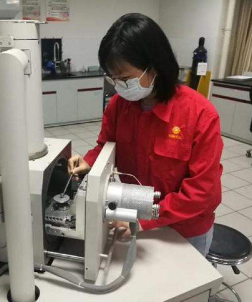 化学实验室如何利用仪器进行高效分析