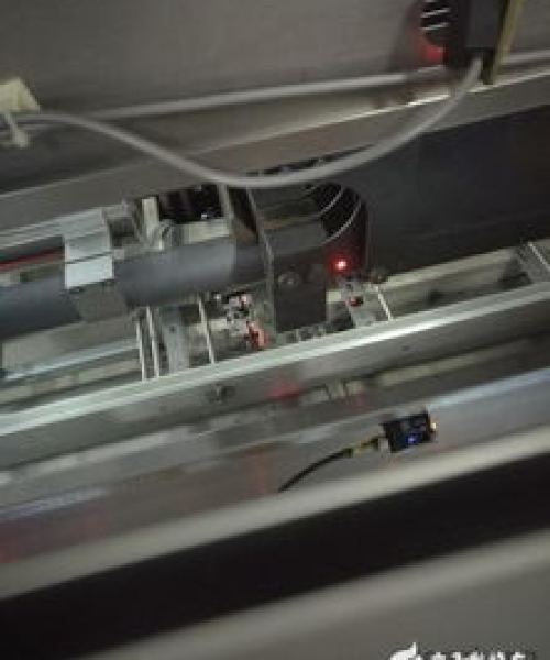 高低温试验设备在太阳能电池板耐候性测试中的应用